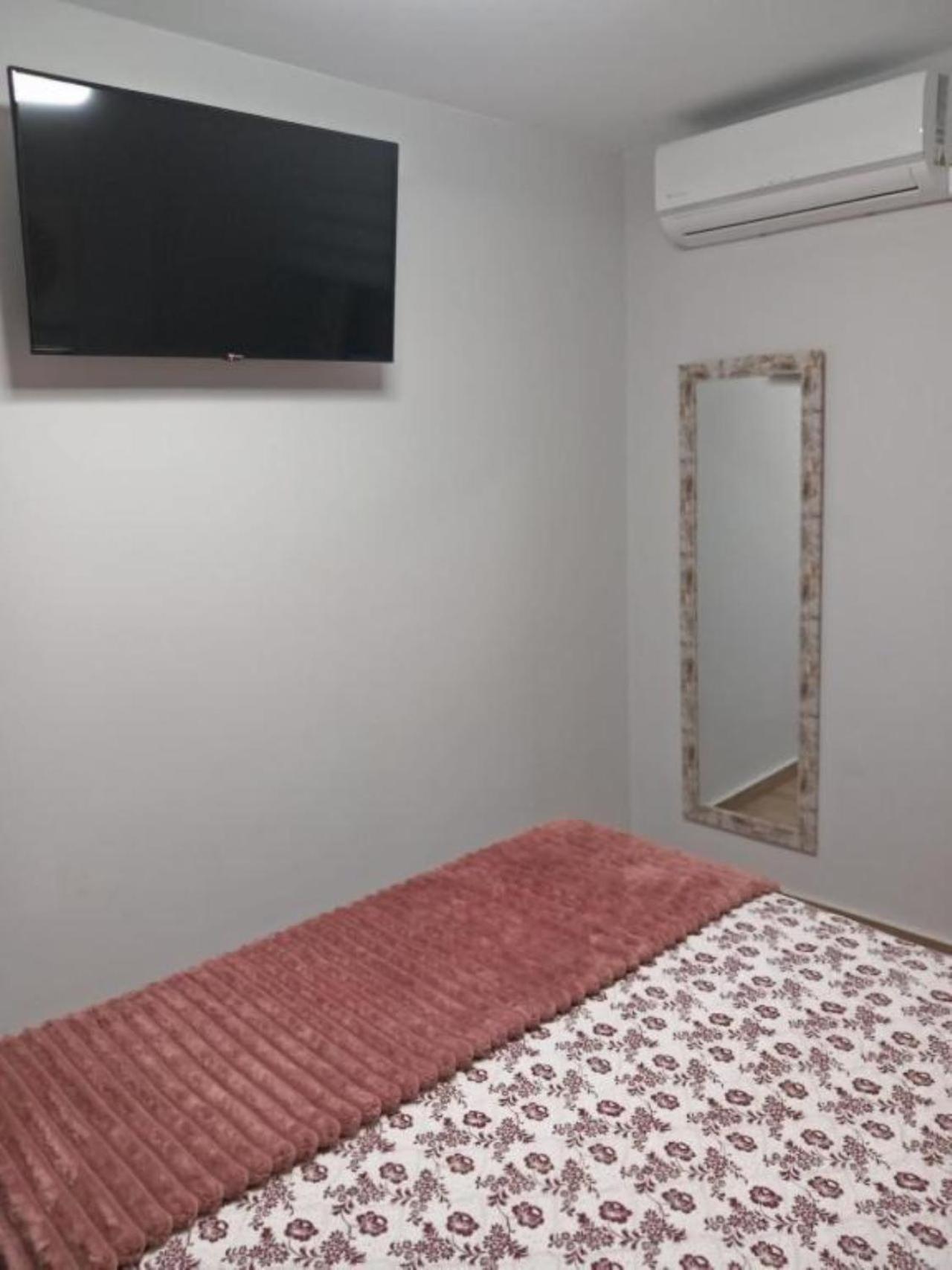 Apartamento De La Haya, Junto Al Teatro Romano